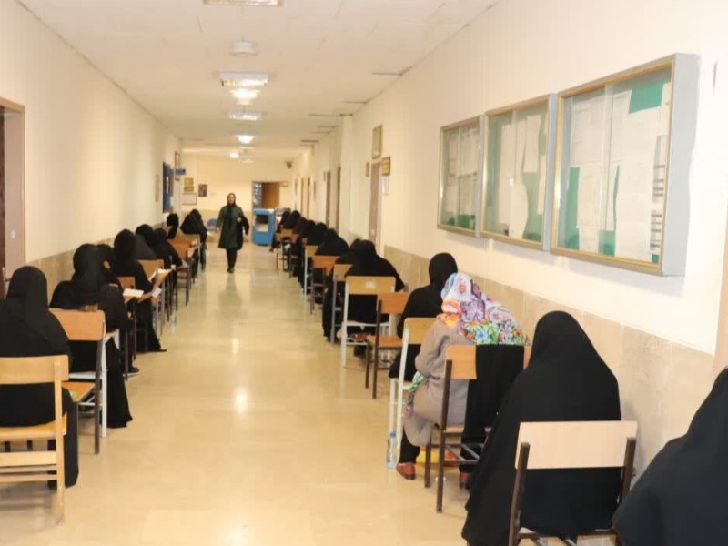 رقابت ۱۶۱۰ داوطلب سرایداری در ایلام آغاز شد