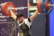 ورزشکار ایلامی رکورد جهانی وزنه‌برداری نوجوانان را شکست