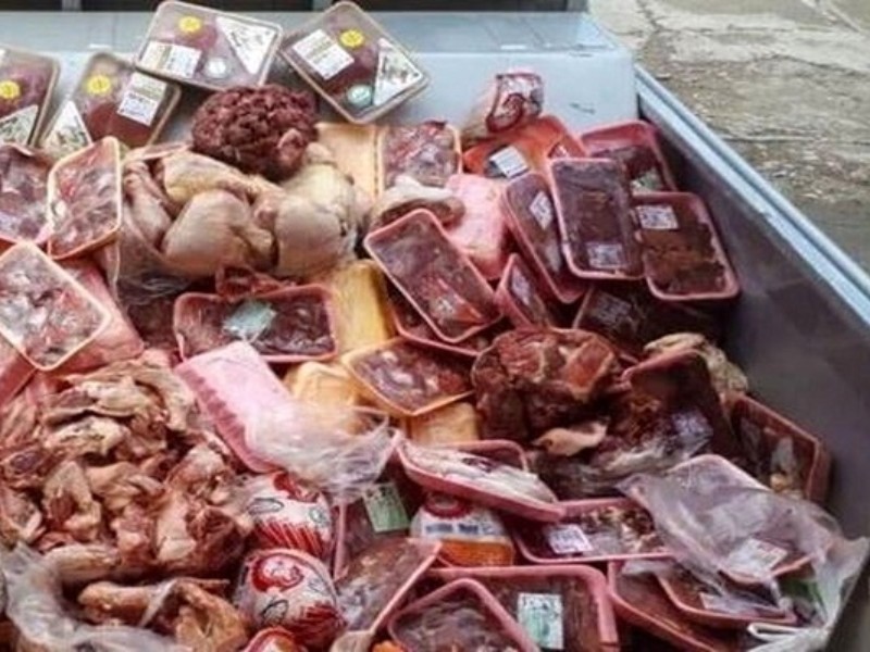 معدوم‌سازی ۱,۸۹۸ کیلوگرم فرآورده غیرقابل‌مصرف در ایلام