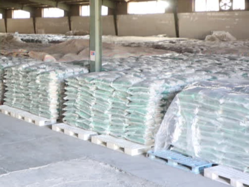 ذخیره کالاهای اساسی ایلام در حد مطلوب است