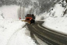 برف‌روبی ۲۳۳ کیلومتر از محورهای ایلام