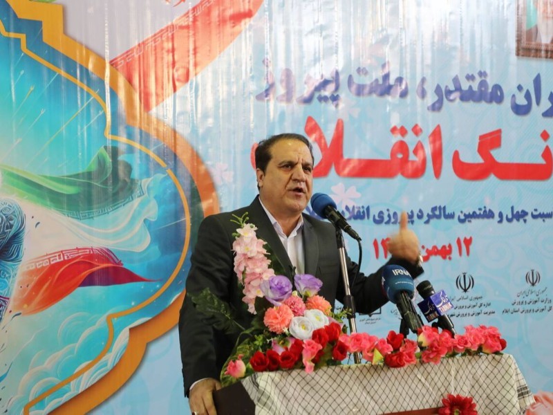 بهبود معیشت مردم گامی در تداوم انقلاب اسلامی