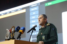 گروه‌های جهادی باید مرجع حل مشکلات مردم شوند