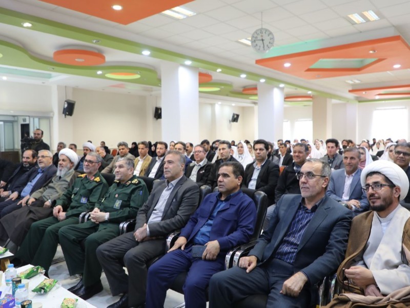 توزیع ۲۰۰ سری جهیزیه به نوعروسان ایلامی