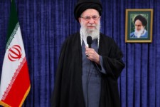 در ۲۲ بهمن دشمن را مایوس کنید