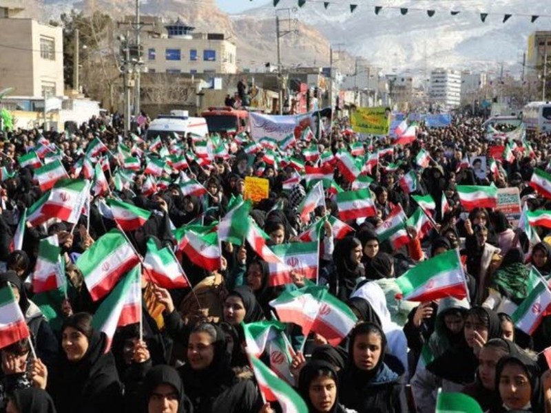 حماسه ماندگار مردم ایلام در ۲۲ بهمن ۱۴۰۳