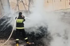 آتش‌سوزی ۲ تریلی در مهران مهار شد