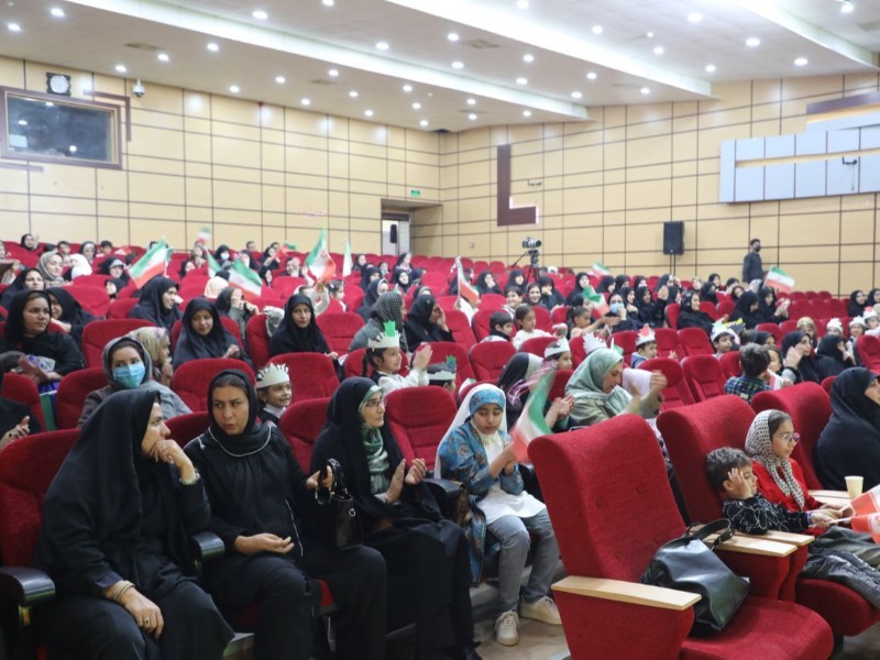 اختتامیه جشنواره فرهنگی هنری «نهال» در ایلام برگزار شد