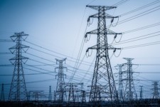 توسعه زیرساخت‌های برق، زمینه‌ساز رشد اقتصادی سیروان