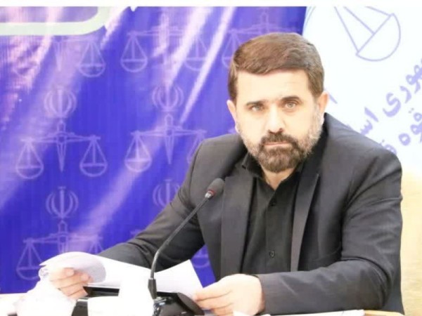 مردم و مسئولان در برابر عملیات روانی هوشیار باشند