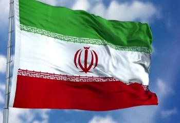 درختیم و ریشه در خاک ایران داریم