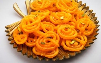 طرز تهیه زولبیا ترد مخصوص ماه رمضان