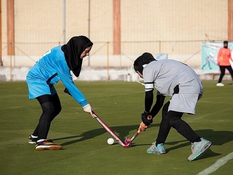دعوت ۲ بانوی هاکی‌باز ایلامی به اردوی تیم ملی