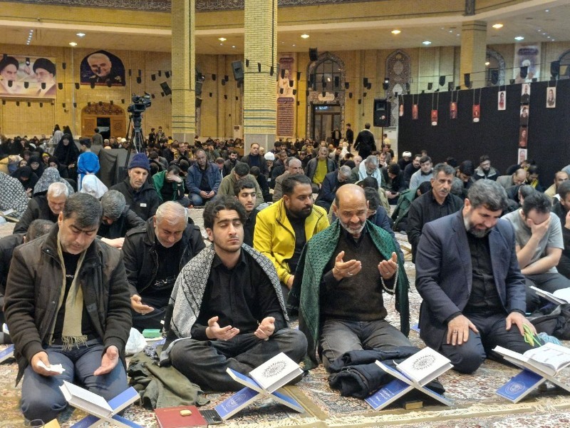 برگزاری آیین معنوی اولین شب از لیالی قدر در ایلام