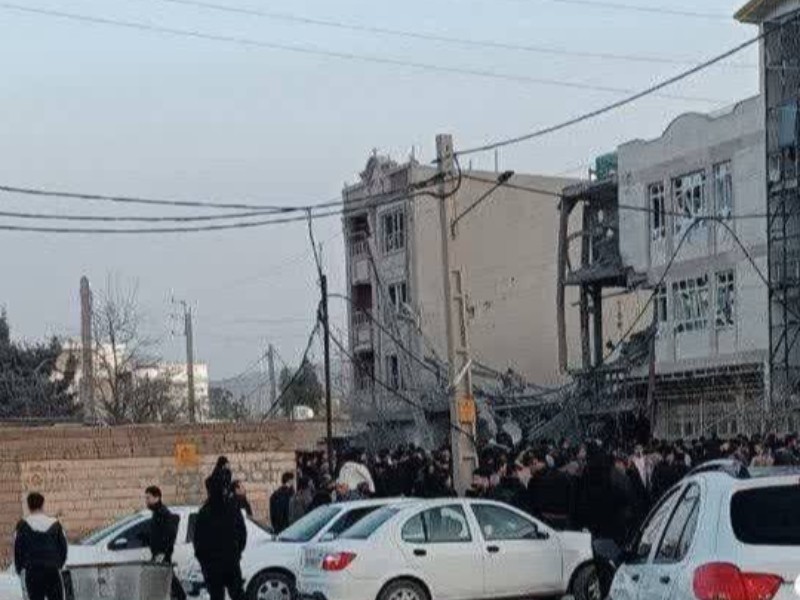امدادرسانی به محل انفجار منزل مسکونی در ایوان