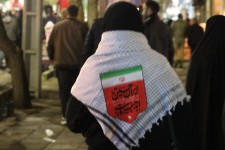 بدرقه نمادین موشک سجیل توسط دهه‌نودی‌های ایلامی