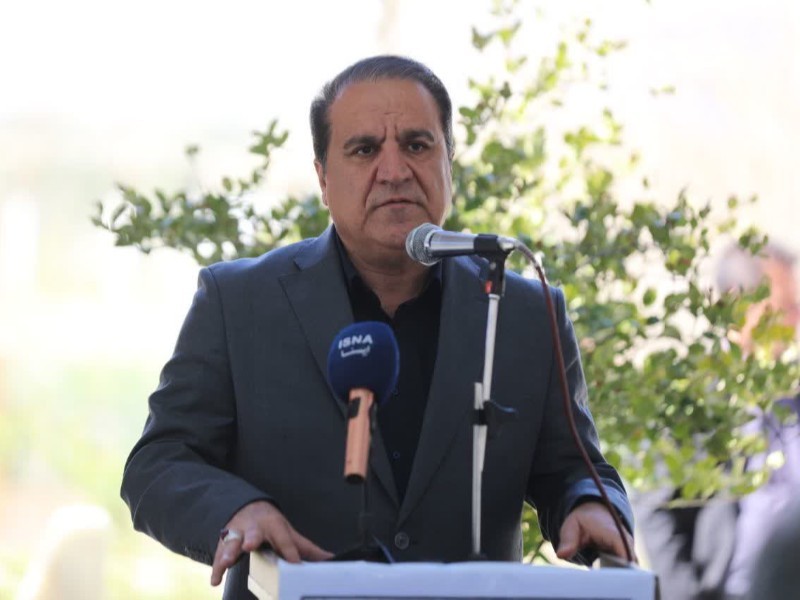 ملت ایران با اقتدار از کشور دفاع می‌کنند