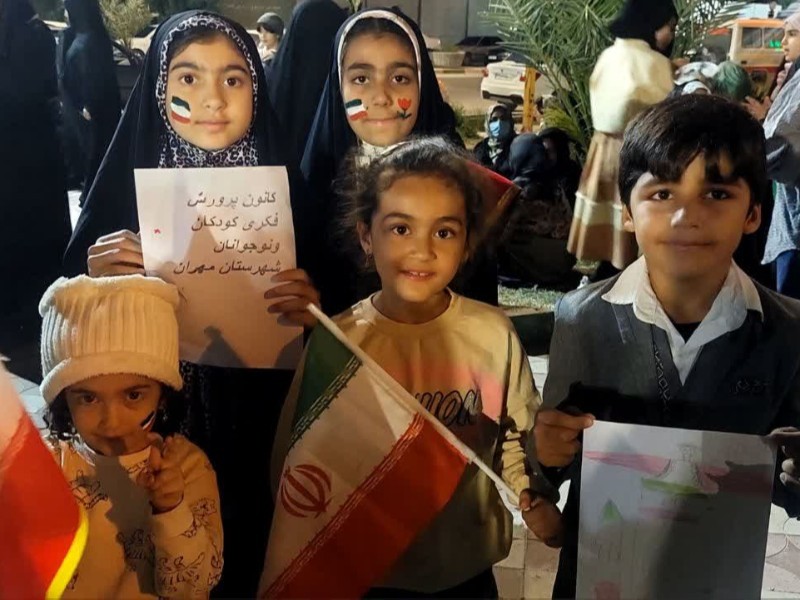 نشاط و همدلی نوجوانان در ایستگاه فرهنگی‌هنری مهران