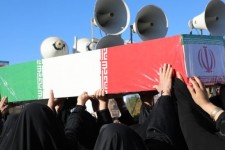 کشتی ایلام یک پهلوان شهید تقدیم انقلاب کرد