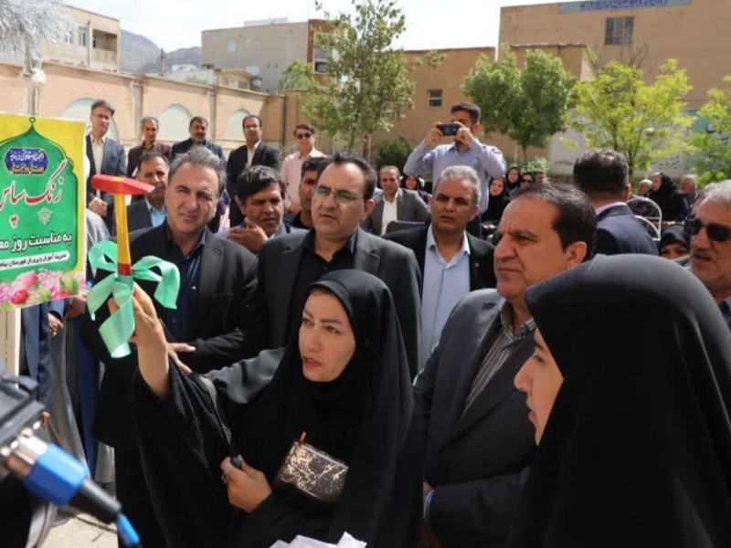 آیین نواختن زنگ «سپاس معلم» در ایلام برگزار شد