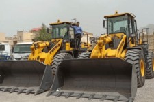 خرید ۲ لودر برای توسعه زیرساخت‌های عشایری ایلام