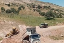 پیشرفت 60 درصدی عملیات بهسازی راه‌های شهرستان سیروان