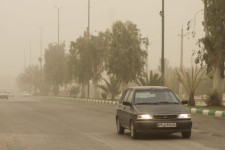 گرد و غبار ادارات ایلام را تعطیل کرد