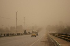 گردوغبار شدید آسمان مهران را فراگرفت