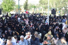 نوای دعای عرفه در آسمان ایلام پیچید