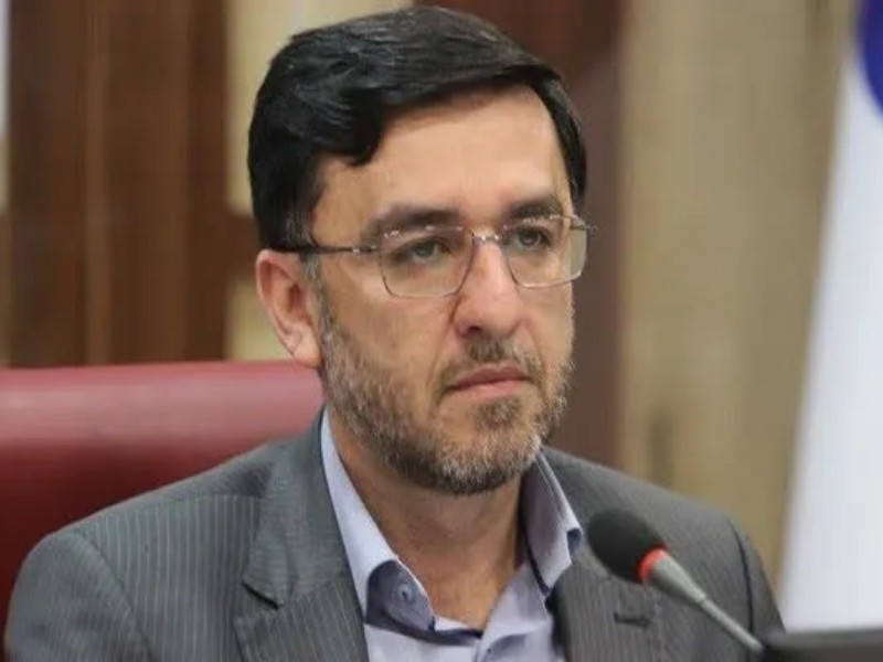 پارکینگ‌های غیرمجاز مهران باید ساماندهی شوند