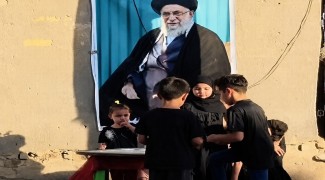 موکب کودکان عراقی با یاد رهبر شهید