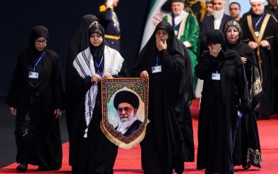 ادای احترام مقامات خارجی به پیکر مطهر رهبر شهید