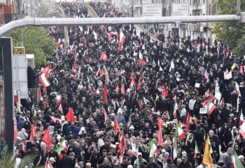 کلیپ هوایی از خروش عاشقان در تشییع رهبر شهید
