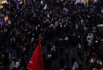 طنین شعارهای ضدآمریکایی در حرم امیرالمؤمنین (ع)