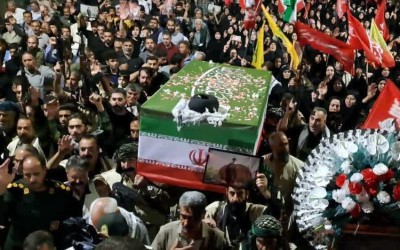 تشییع نمادین رهبر شهید در شهرستان ملکشاهی
