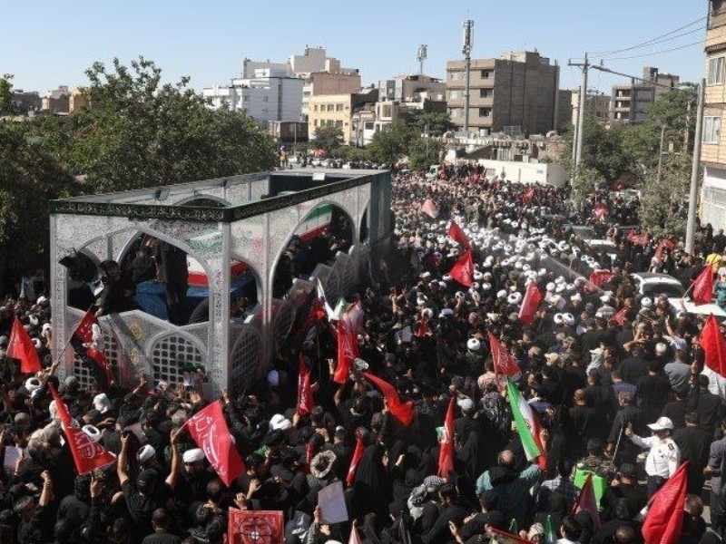 مشهد؛ آخرین بدرقه در مسیر خورشید