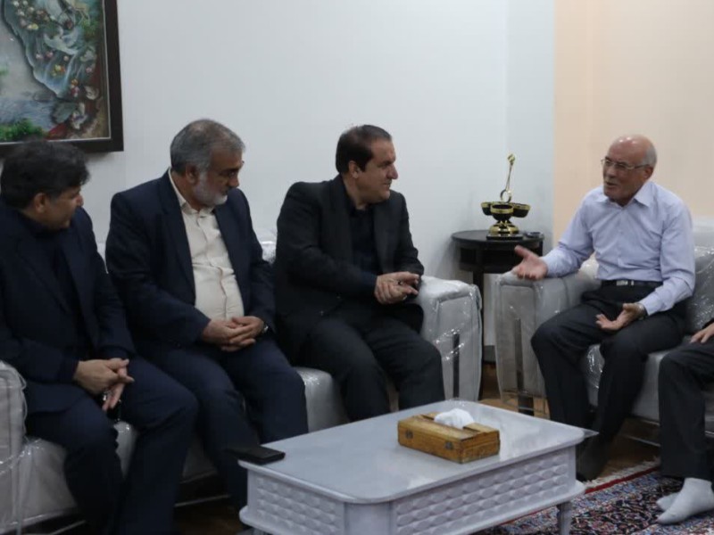 تکریم پیشکسوتان رسانه ایلام در آستانه روز خبرنگار