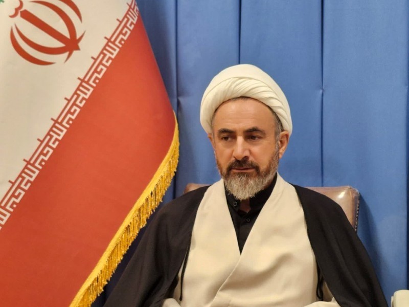 دشمن برای کم‌رنگ کردن نقش مسجد برنامه دارد