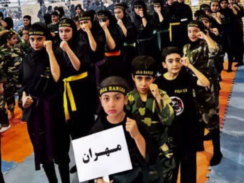 مهران بر سکوی افتخار کیک‌بوکسینگ ایلام
