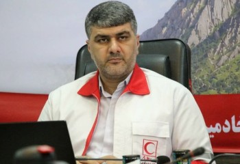 ۸۰۰ بسته نوشت‌افزار به دانش‌آموزان مستعد ایلام رسید