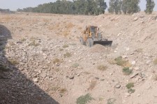 آغاز عملیات لایروبی رودخانه شماور در مهران