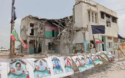 شعرخوانی شاعر ایلامی در وصف کودکان شهید میناب