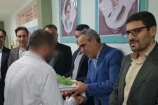 ۳۰ زندانی ایلامی به آغوش خانواده بازگشتند