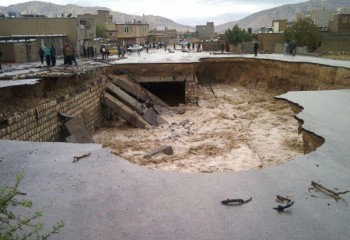 سیل‌بندهای سطح شهر ایلام ناایمن هستند