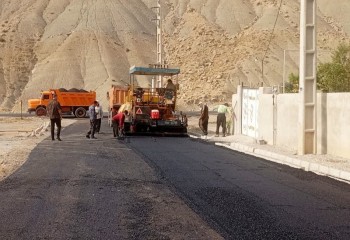 4000 مترمربع از معابر روستای «چشمه‌پهن»آسفالت شد
