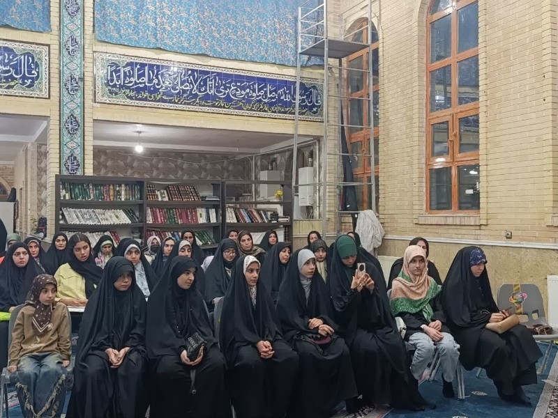 رقابت ۱۱۰ بانوی قرآنی ایلام در مسابقات «مدهامتان»