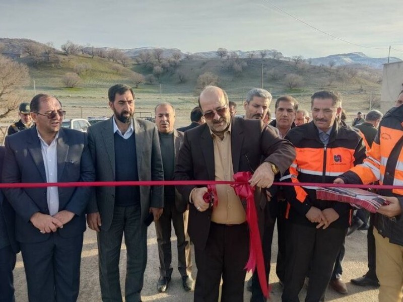 پروژه روکش آسفالت ۲ روستا در ملکشاهی افتتاح شد پروژه روکش آسفالت ۲ روستا در ملکشاهی افتتاح شد