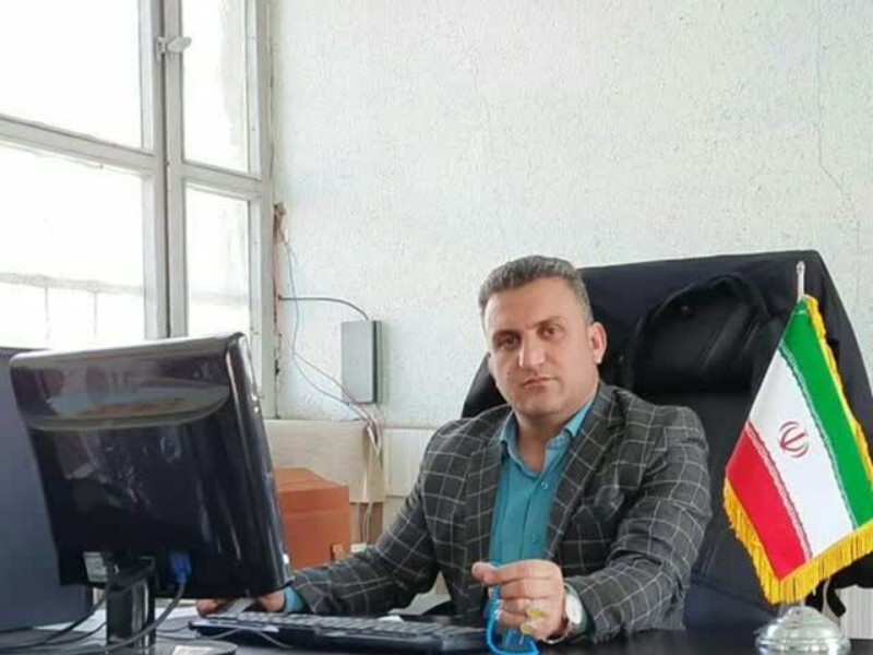 کمک به اشتغال جوانان و معیشت کارگران ایلام جهاد اقتصادی است