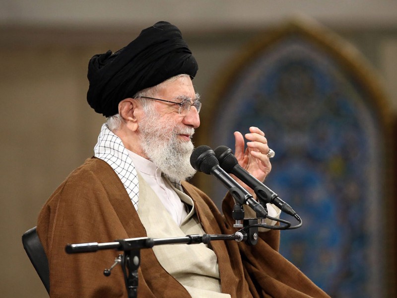 باید هویت ایرانی و اسلامی و شخصیت ملی را در کودکان کشور زنده کنیم