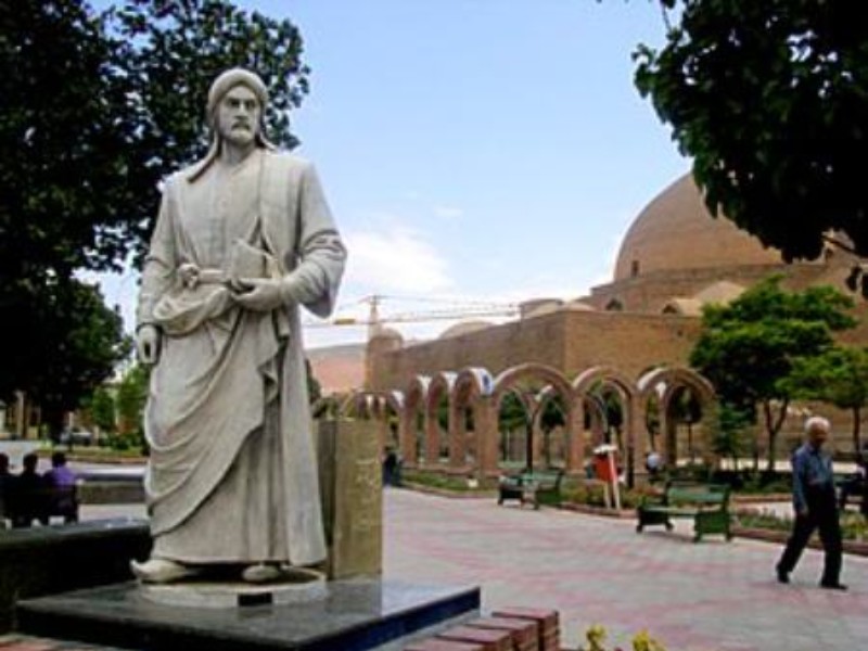آشنایی با زندگی و آثار شاعر بزرگ ایرانی،  خاقانی